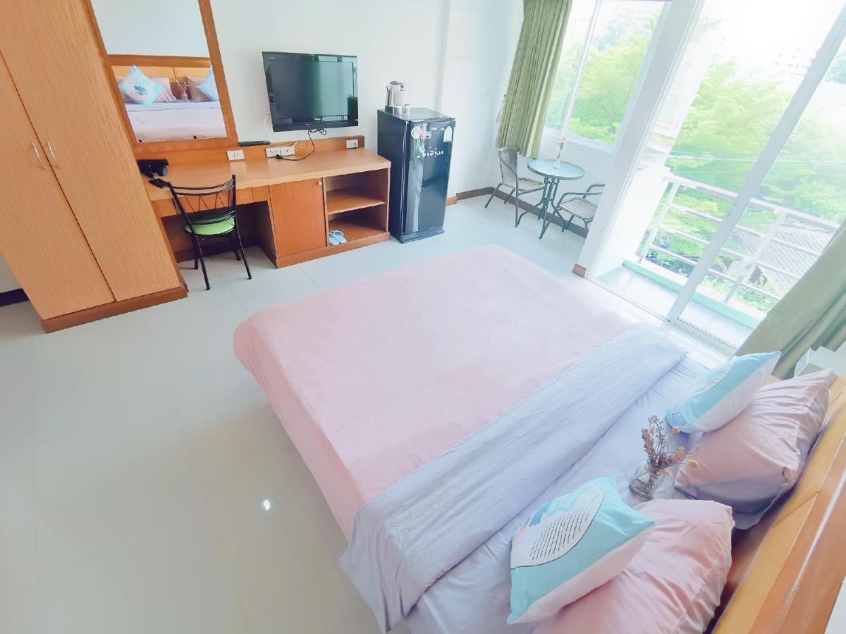 Lanting Hotell Patong Eksteriør bilde