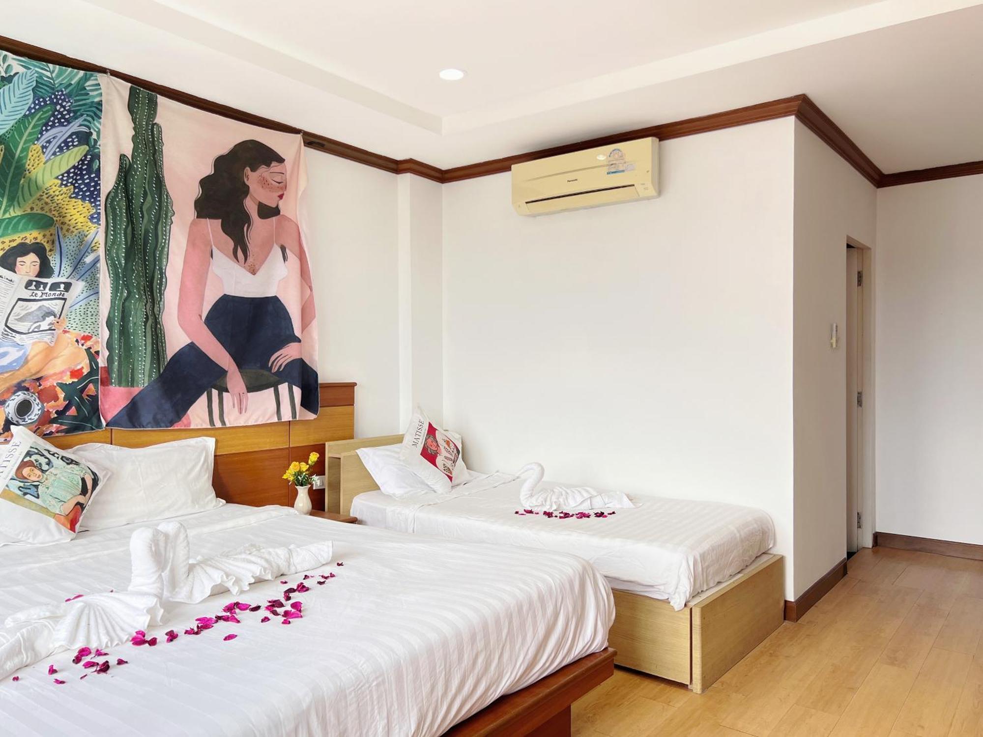 Lanting Hotell Patong Eksteriør bilde